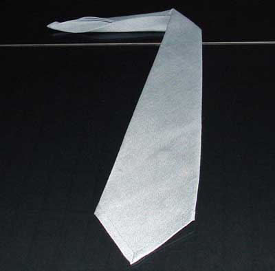 Cara Melipat Napkin Necktie 7