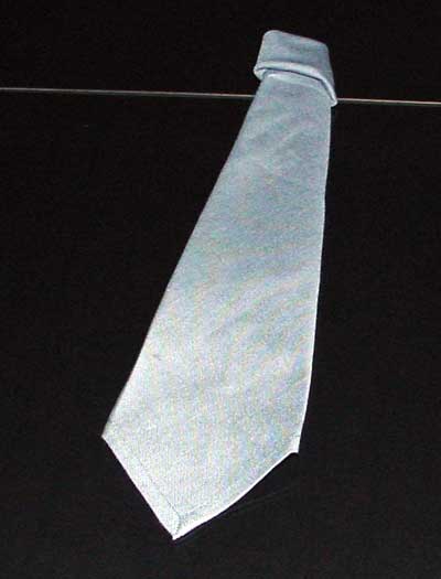 Cara Melipat Napkin Necktie 8