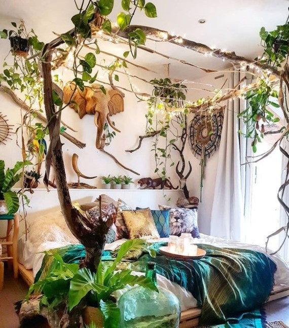 Desain Interior Kamar Hotel Tema Jungle