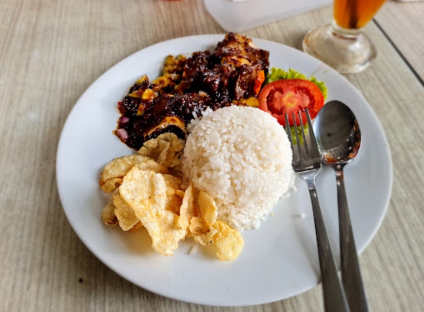 Menu Cimory Riverside – Mega Mendung Bogor