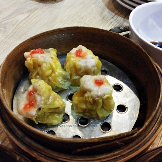 Resto Bamboo Dimsum Kelapa Gading