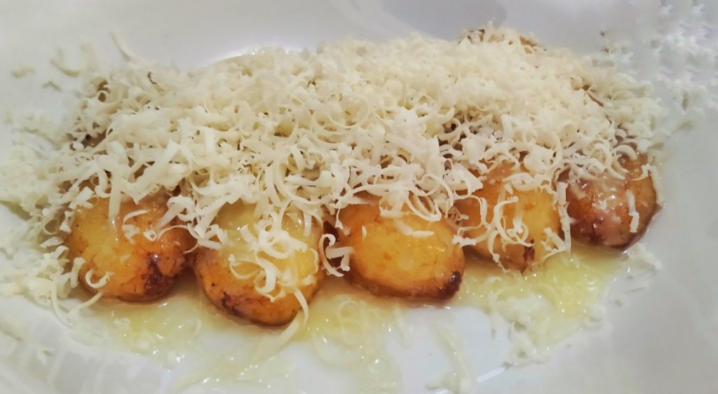 Menu Angkringan Pisang Keju