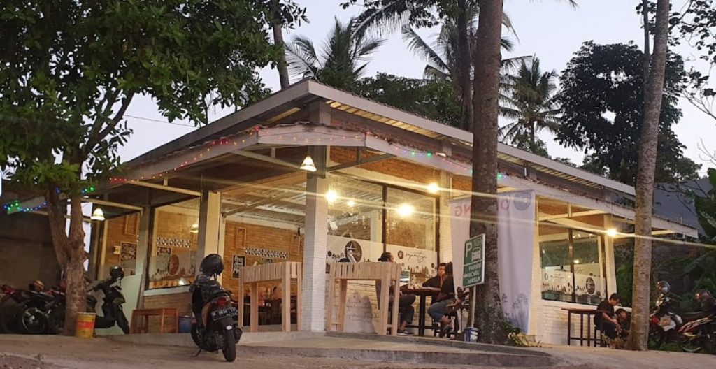 Sepertiga Salatiga Cafe