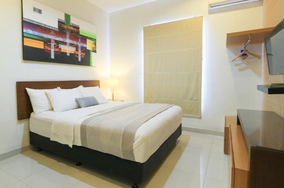 Home Guesthouse Aman Razia Surabaya