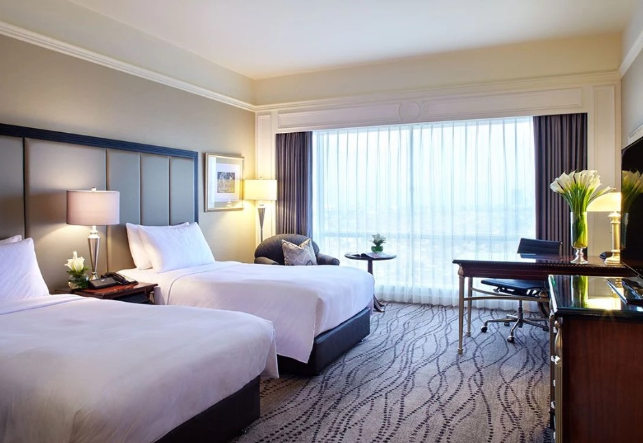 Hotel Bintang 5 JW Marriot Hotel Surabaya Dekat Tunjungan Plaza