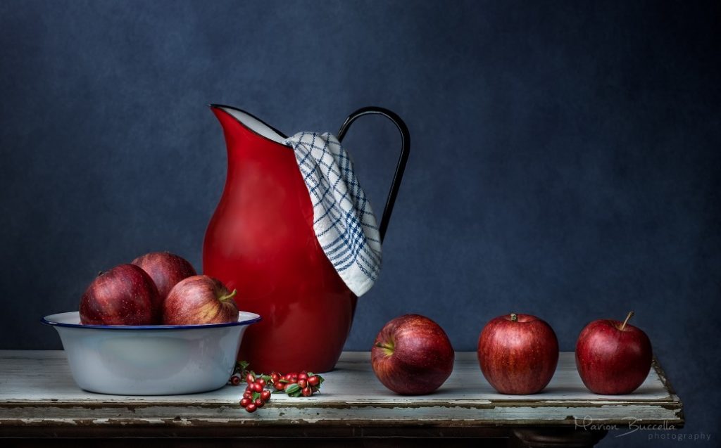 Jenis Foto Still Life On The Table