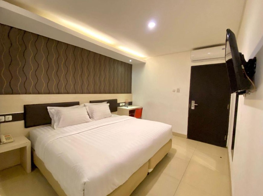 Sumi Hotel di Jl Mayjen Sungkono Surabaya