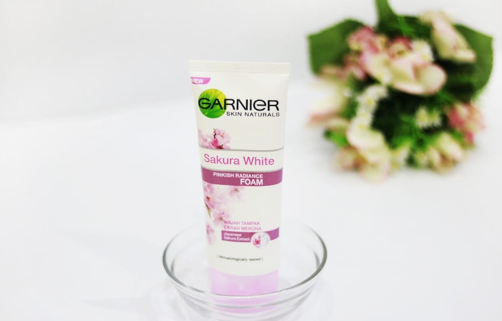 Apakah Garnier Sakura White Mengandung Merkuri