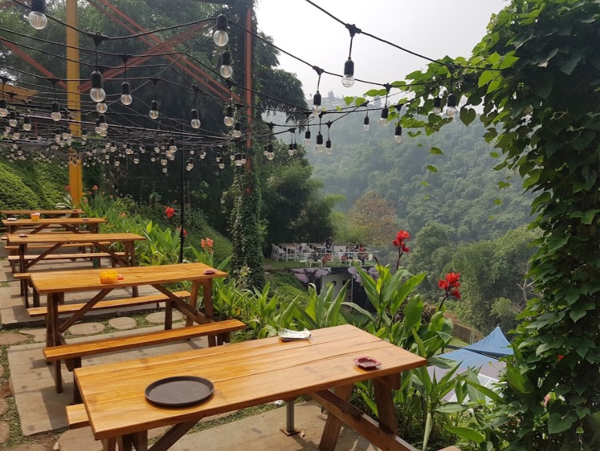 Cafe D' Dieuland di Lembang
