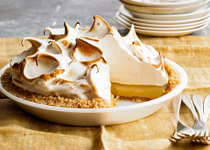 Cashew Crusted Caramel Cream pie