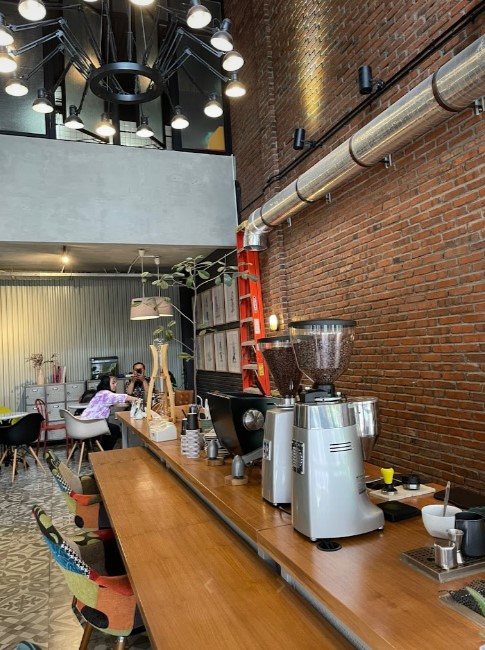 Ost Coffee Cafe di MERR Surabaya
