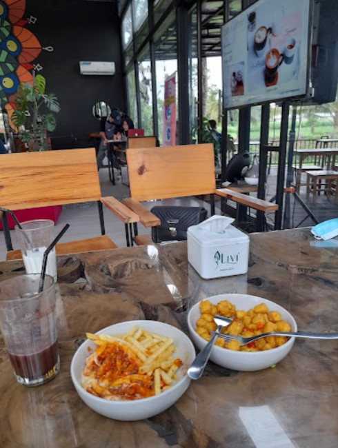 Senja Coffee & Kitchen Jember View Bagus Banget