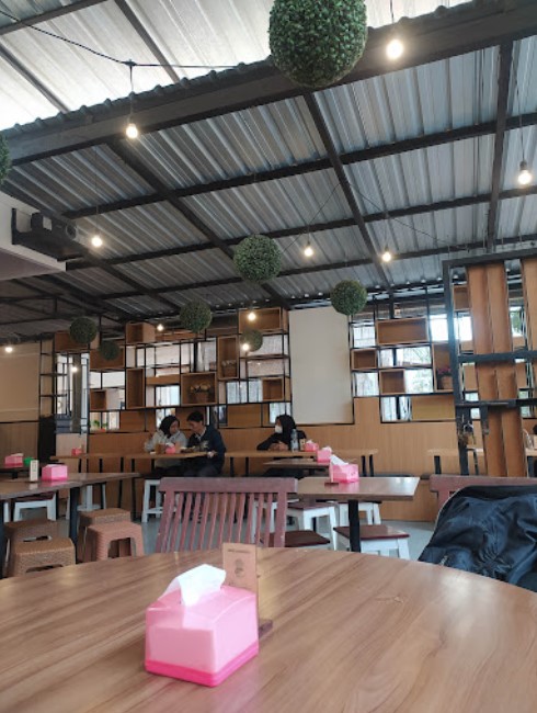 Alena Cafe di Muntilan Magelang