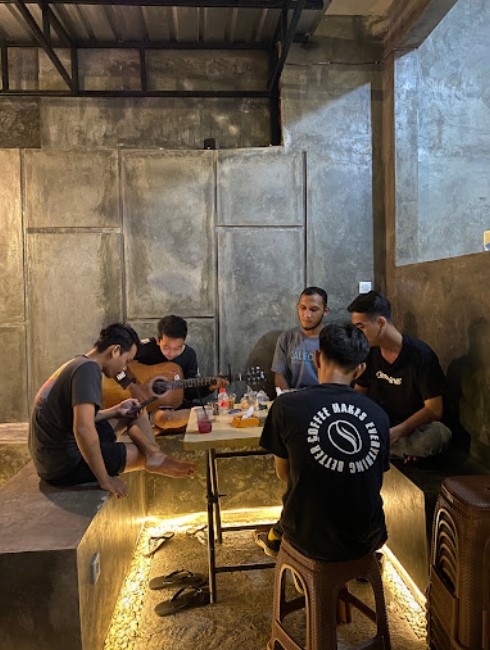 Cafe Sepenggal Cerita Tegal