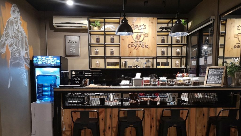 Joe's Coffee & Barbershop di Kediri