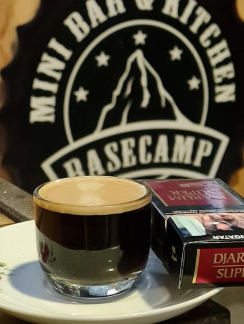 Kedai Kopi Basecamp Mini Bar & Kitchen Magelang