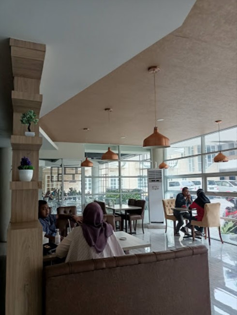 Ngopio Coffee Eatery di Jombang Hits