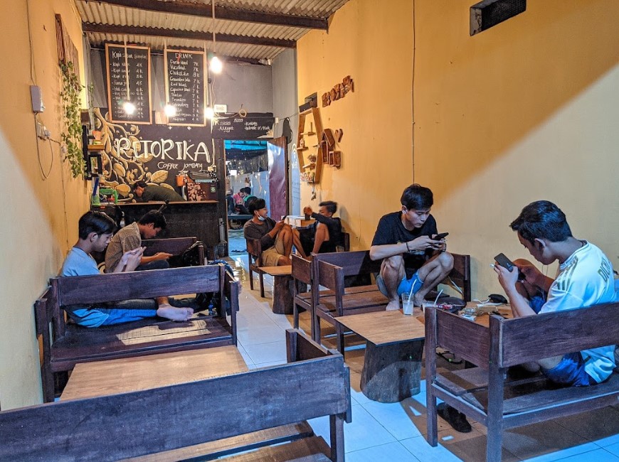 Retorika Coffee Jombang Bagus Murah