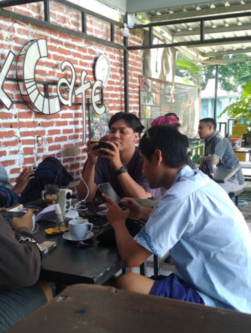 Unix Cafe di Bangkalan Madura