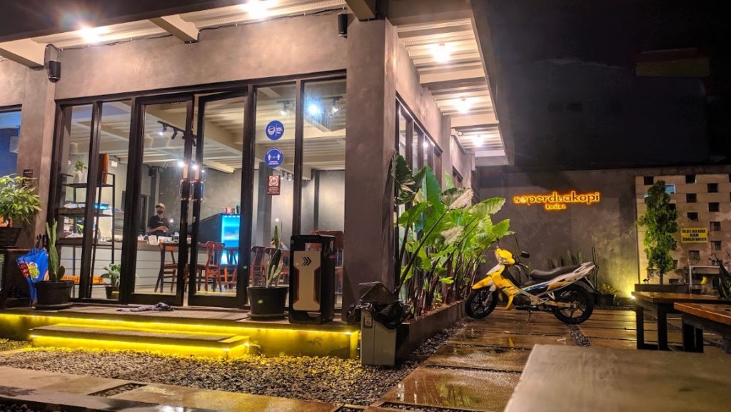 Cafe Seperdua Kopi di Kudus