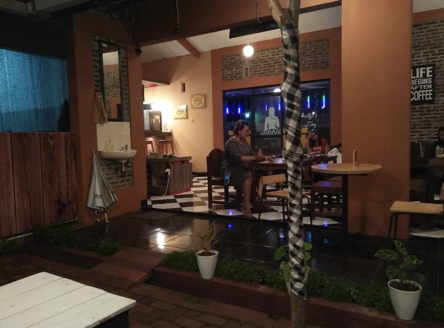 Ghanim Cafe di Purbalingga