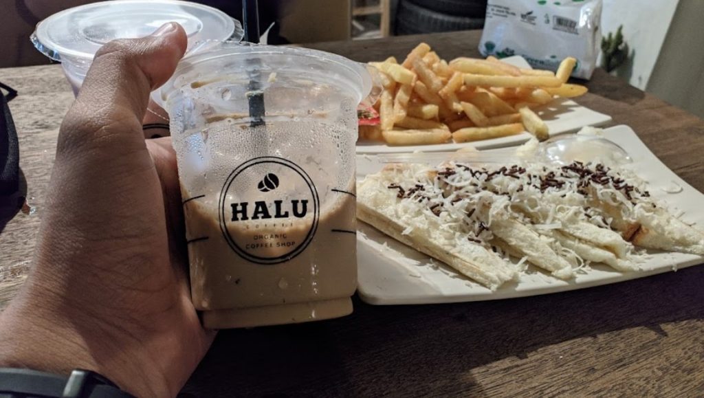 Halu Cafe di Kudus