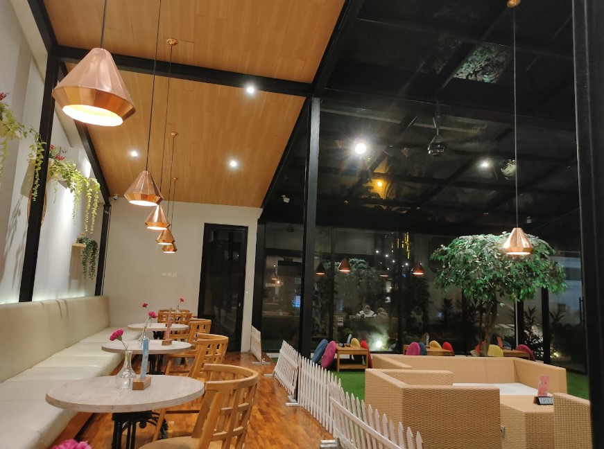 Kode-in Coffee and Eatery depok