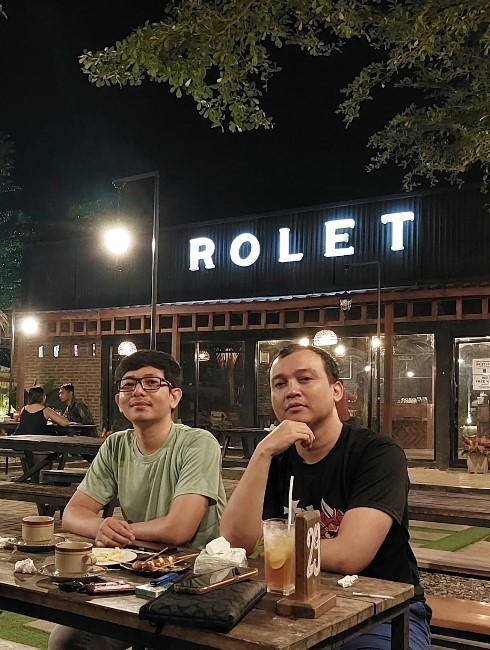 Rolet Cafe di Jepara Hits