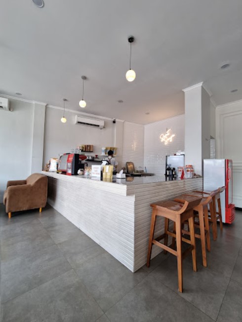 Saat Senja Coffee di Kendal Hits Baru