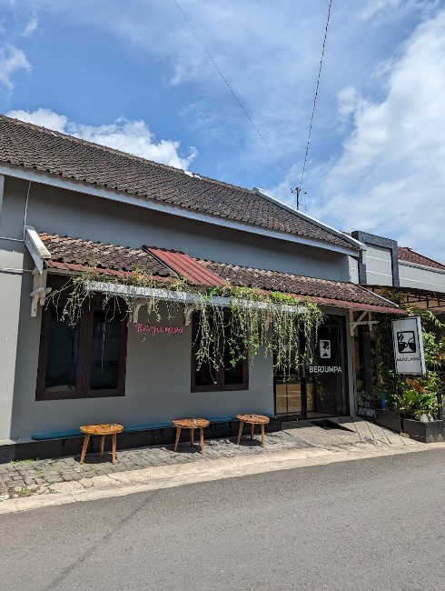 Berjumpa Coffee & Eatery Temanggung