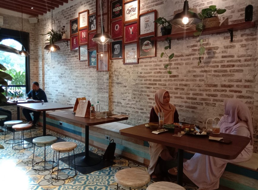 Cafe di Ngawi