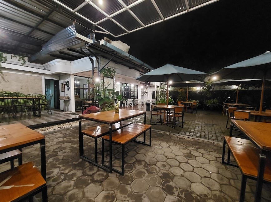 DT Coffee and Eatery Mojokerto