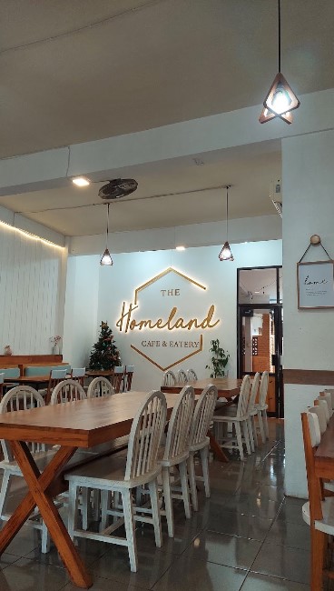Homeland Cafe & Eatery Probolinggo