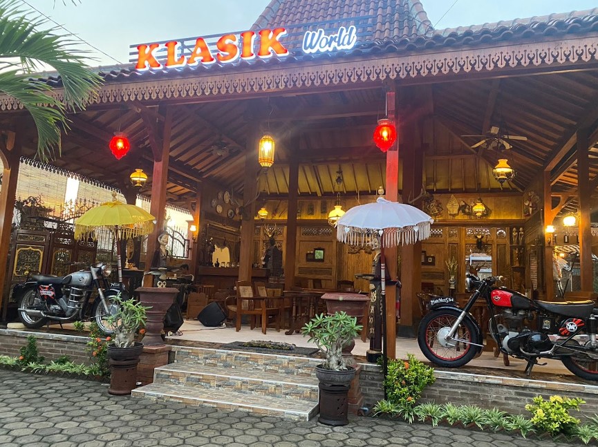 Klasik World Cafe Mojokerto