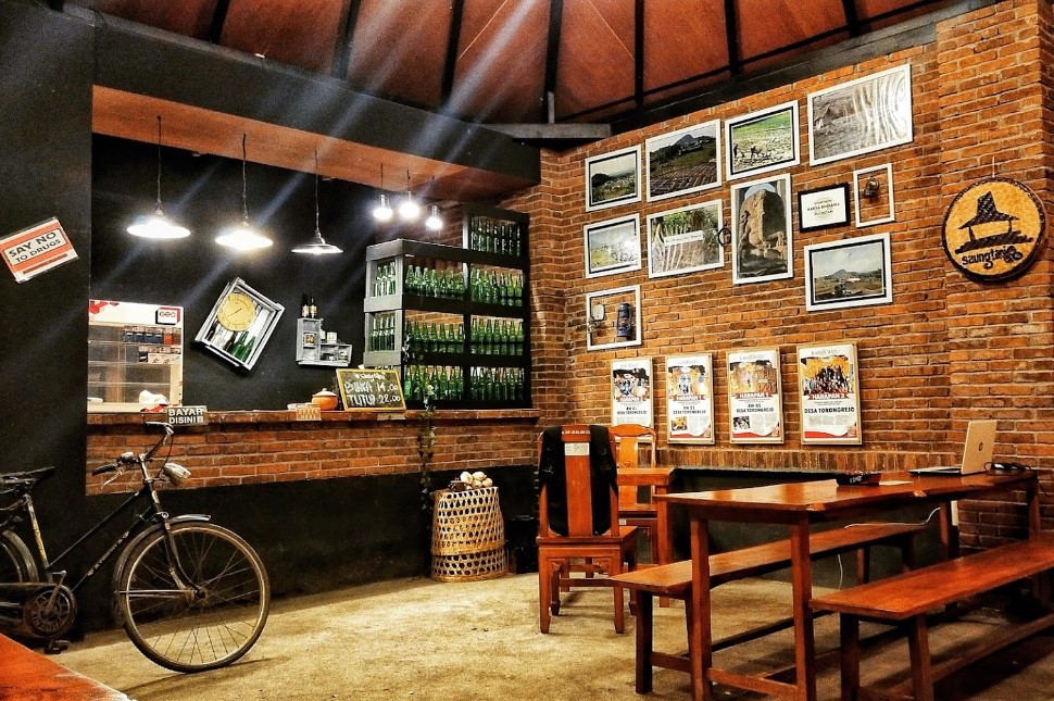 Saungtani Kafe Batu Malang