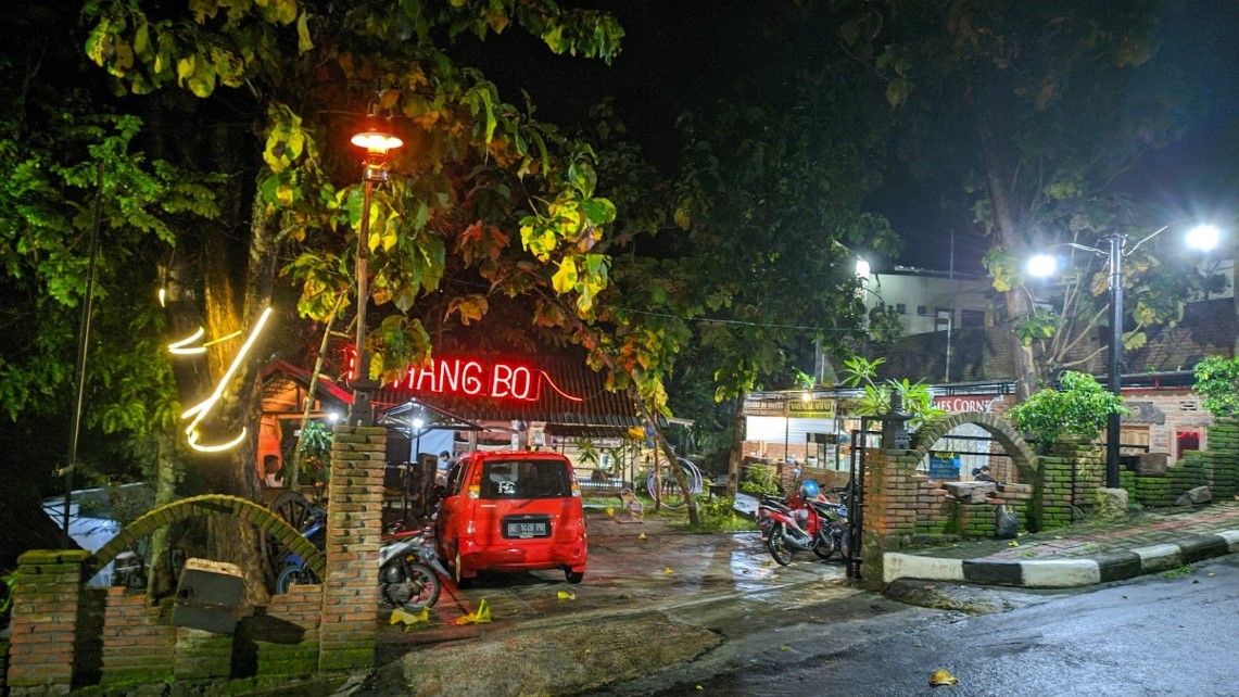 Warung Ndang Bo coffe Magetan