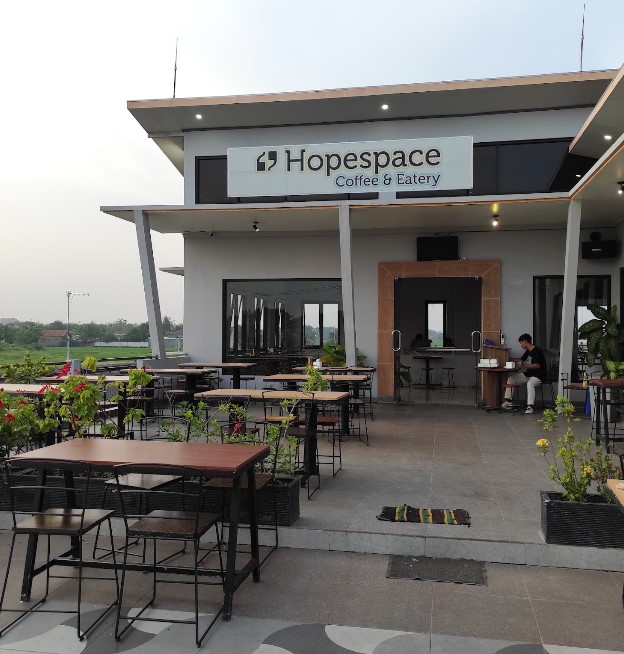 HOPESPACE Cafe & Eatery Indramayu