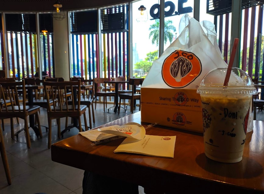 J.Co Cibinong City Mall Cibinong