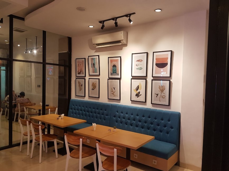 MEET N WORK Coffee & Eatery Rawamangun