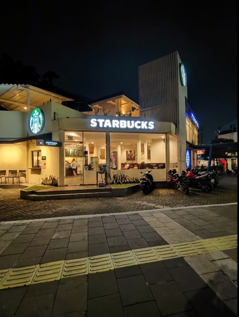 Starbucks Kemang Sky