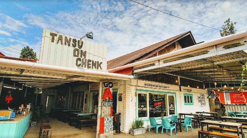 Tansu Om Chenk Payakumbuh