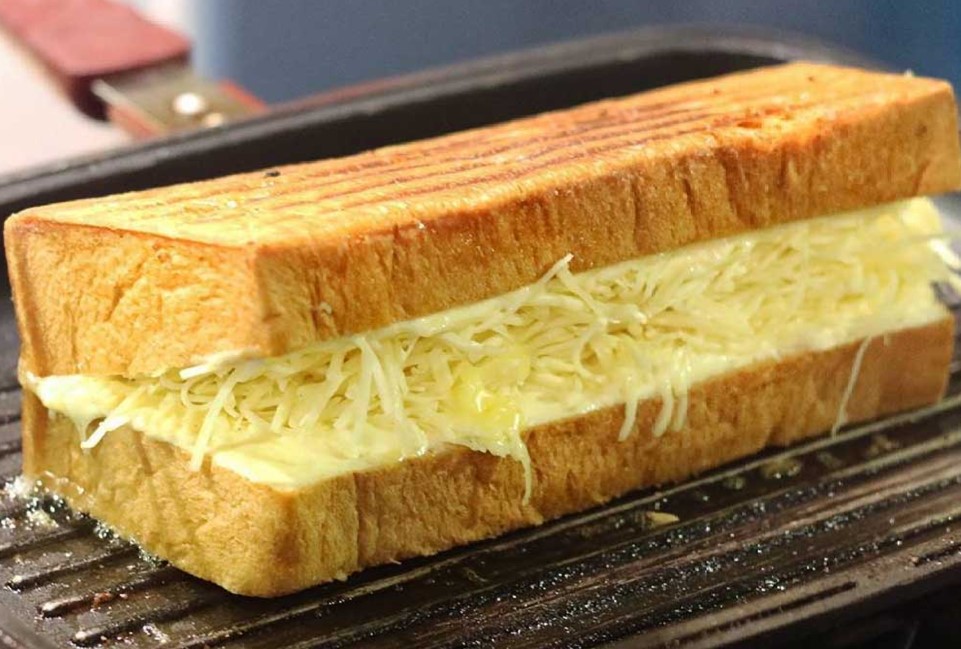 Contoh Daftar Menu Roti Bakar Varian Keju