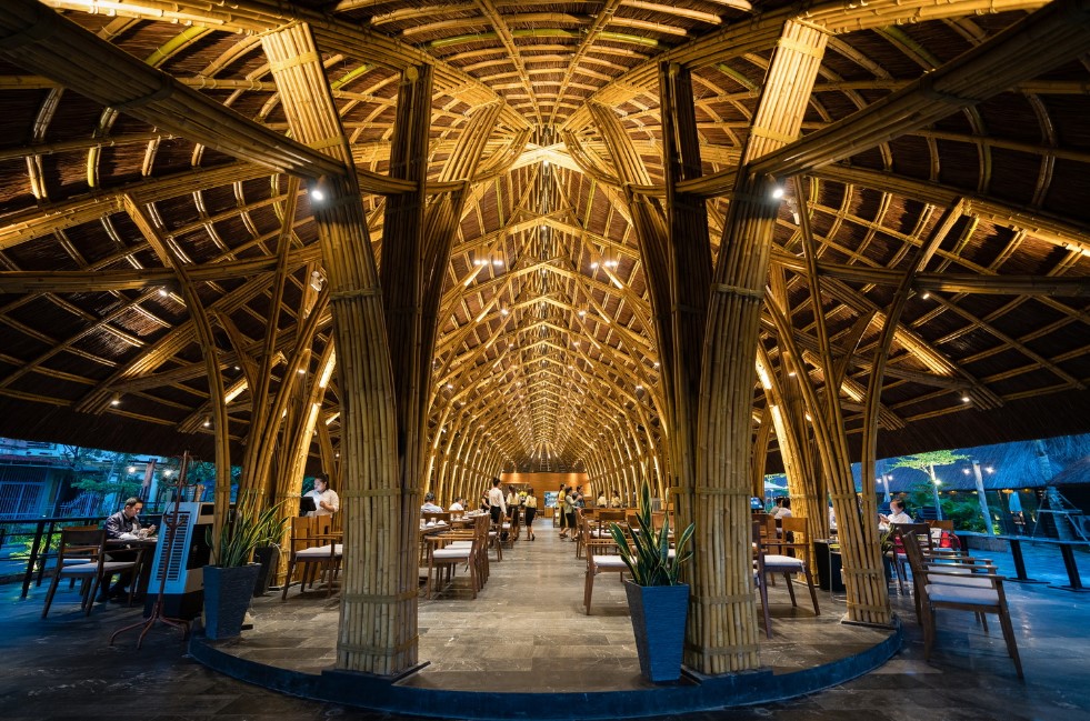 Desain Warung Kopi dari Bambu Aesthetic