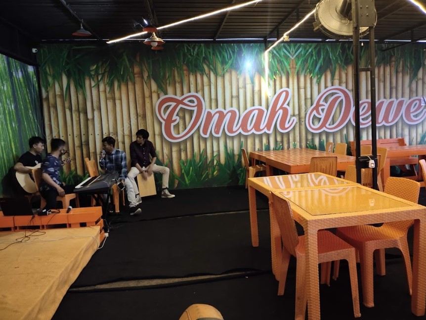 Omah Dewe Cafe