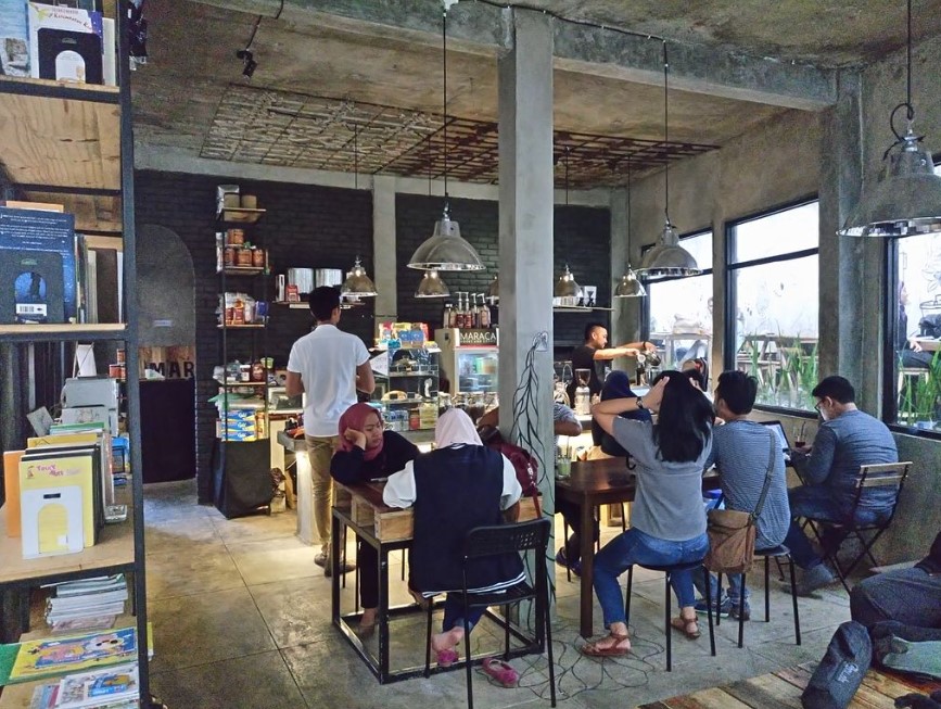 Cafe Maraca Books and Coffee di Kebun Raya Bogor