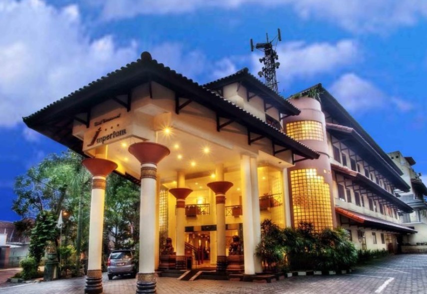 The Imperium International Hotel Angker di Bandung