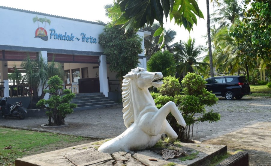 Pondok Hexa Ujung Genteng