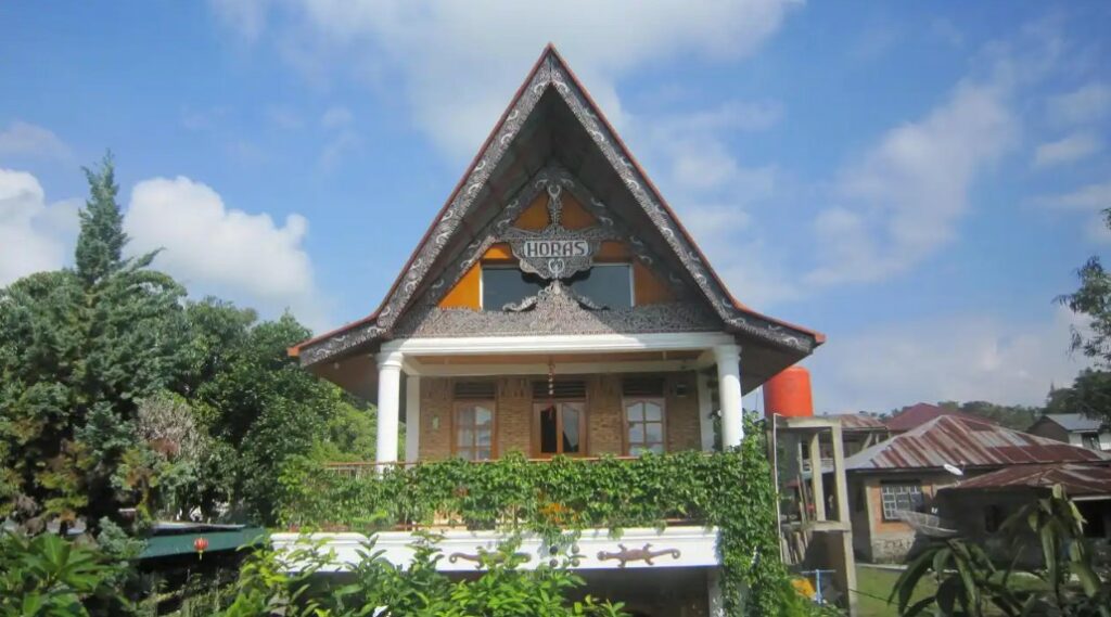 Rumah Keluarga Horas Villa di Samosir