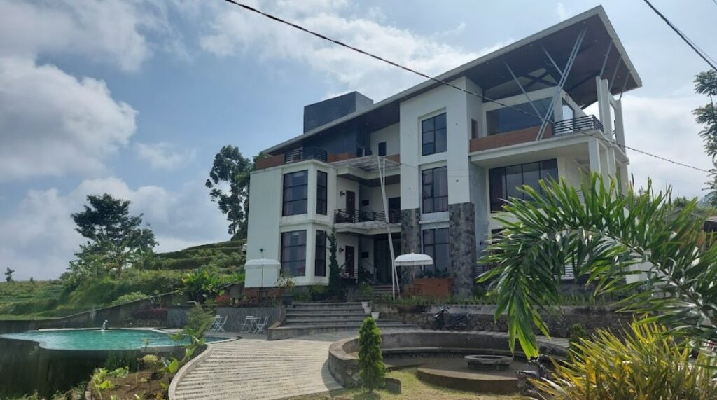 Villa Robbins Guci Tegal