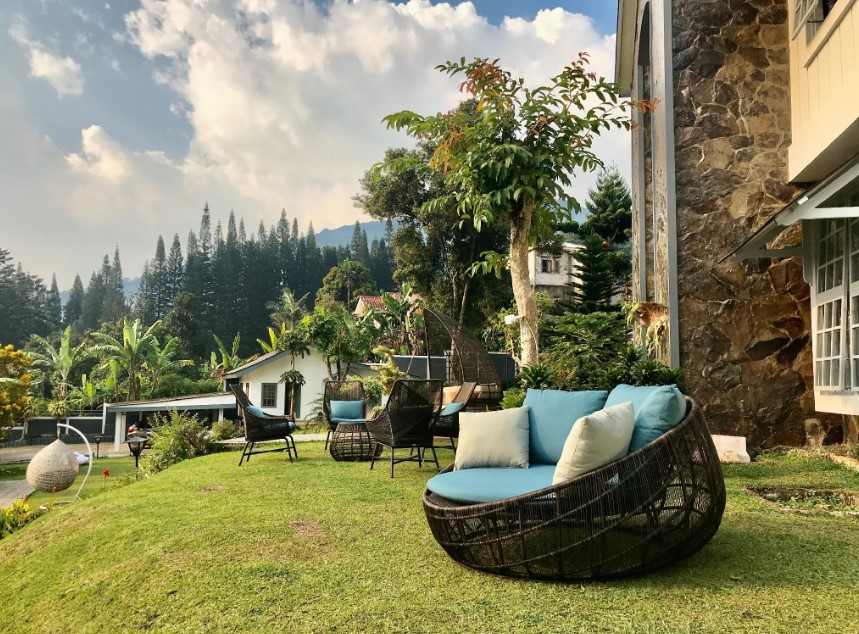 17+ Villa di Cisarua Puncak Bogor Untuk 20,30,60 Orang [1-2 Jutaan]